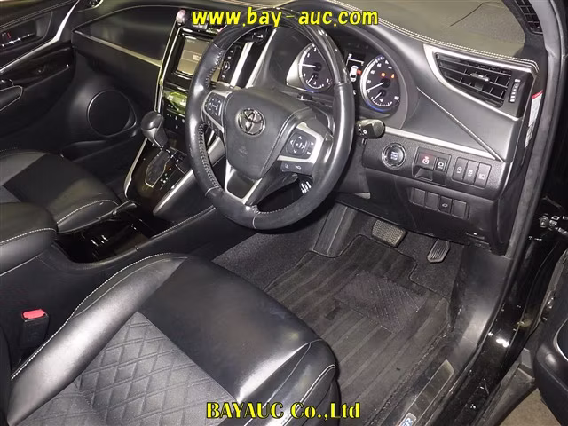 TOYOTA HARRIER