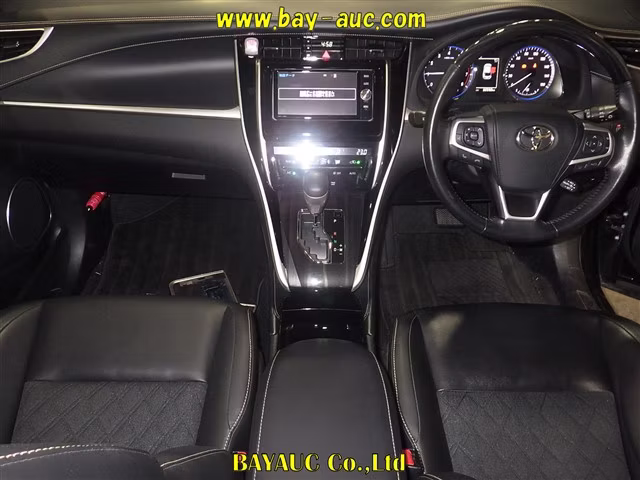 TOYOTA HARRIER