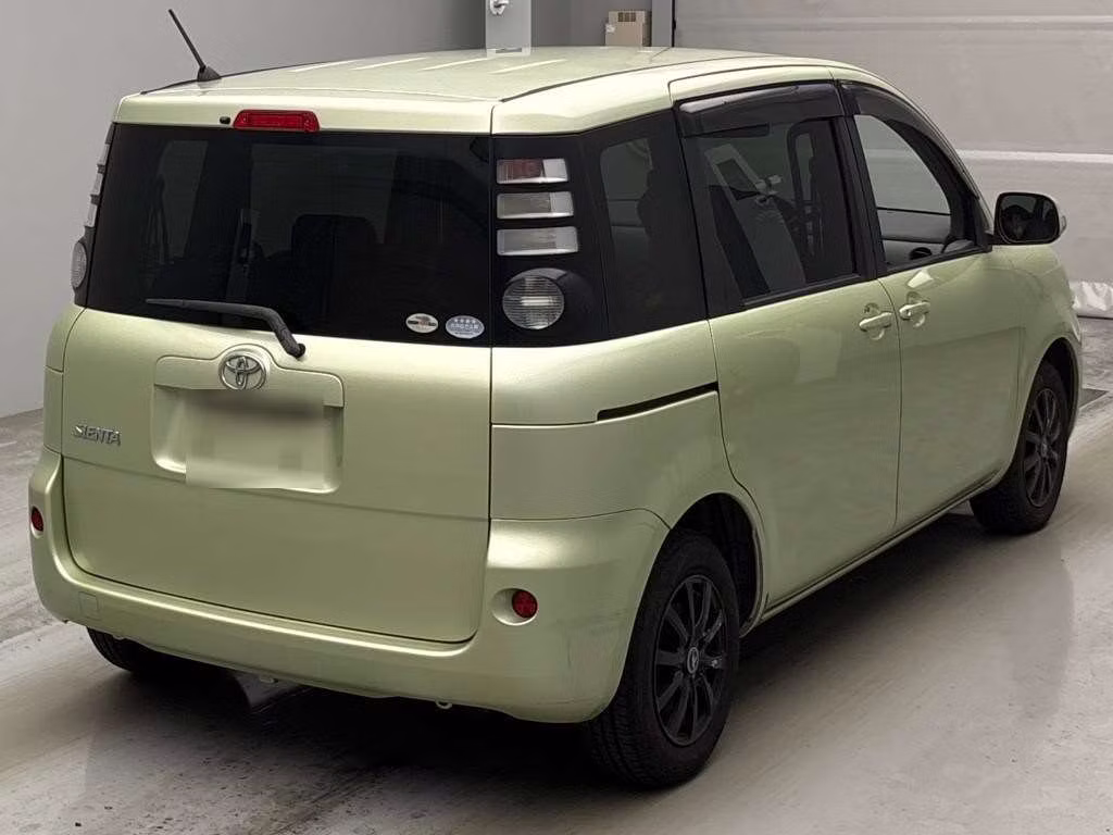 TOYOTA SIENTA