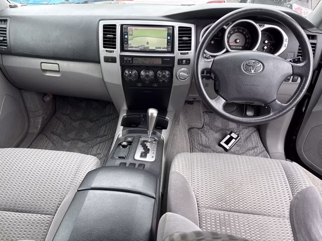 TOYOTA HILUX SURF