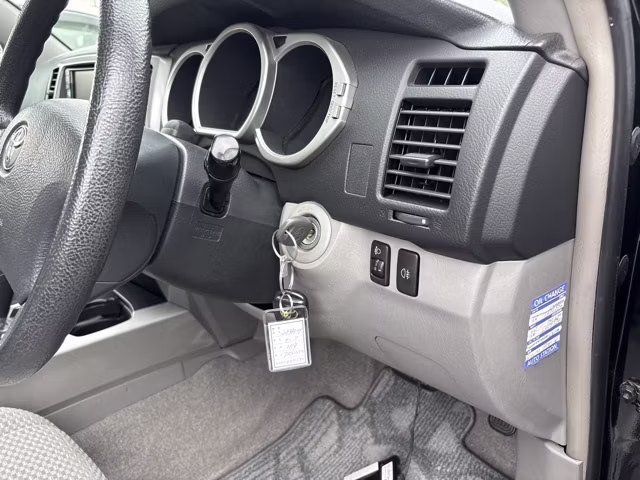TOYOTA HILUX SURF