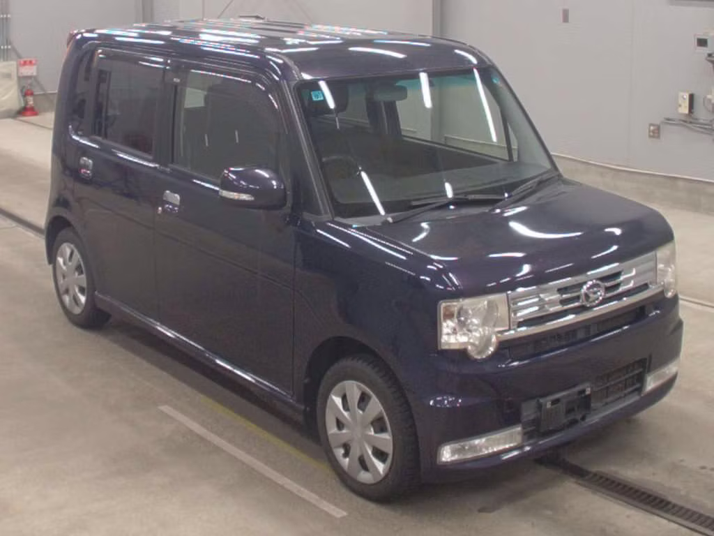 DAIHATSU MOVE CONTE