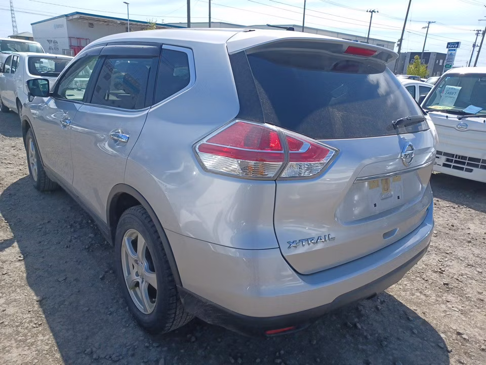 NISSAN X-TRAIL