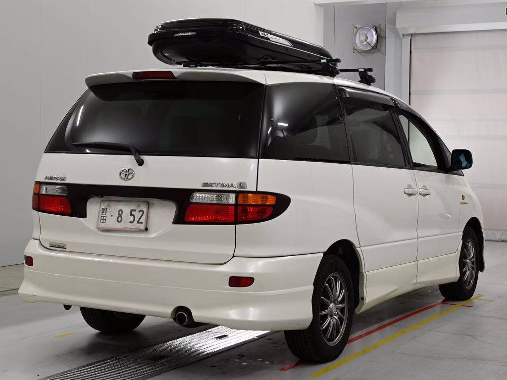 TOYOTA ESTIMA
