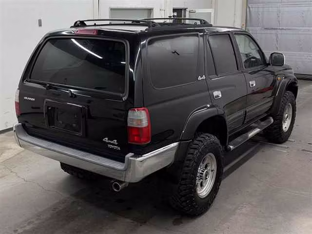 TOYOTA HILUX SURF