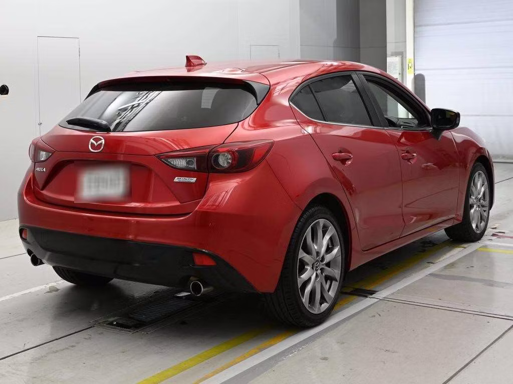 MAZDA AXELA