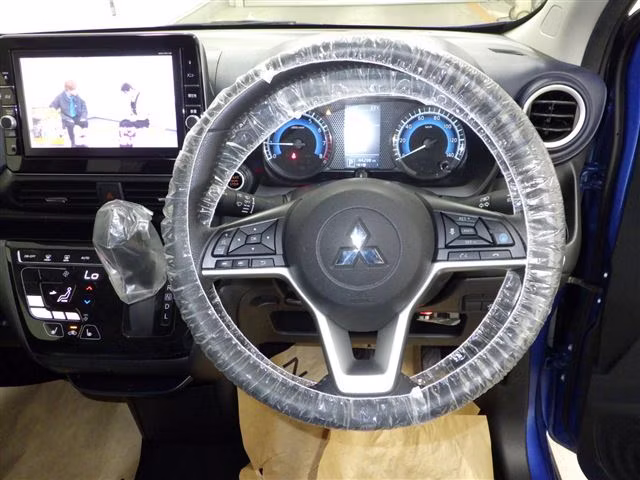 MITSUBISHI EK X