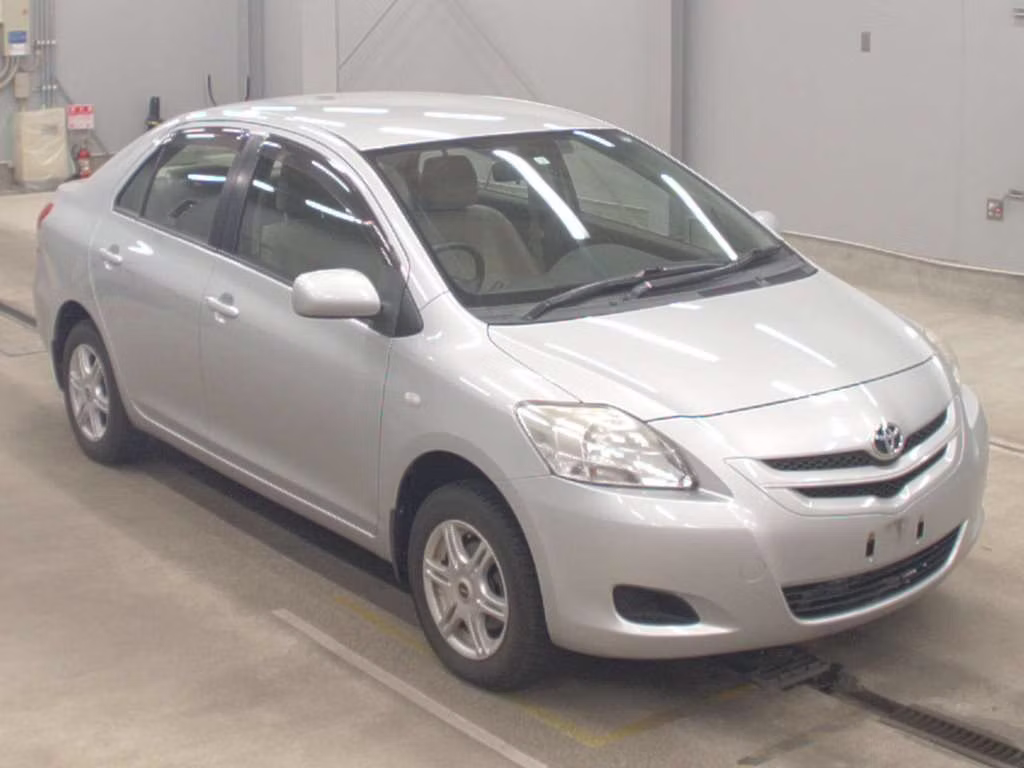 TOYOTA BELTA