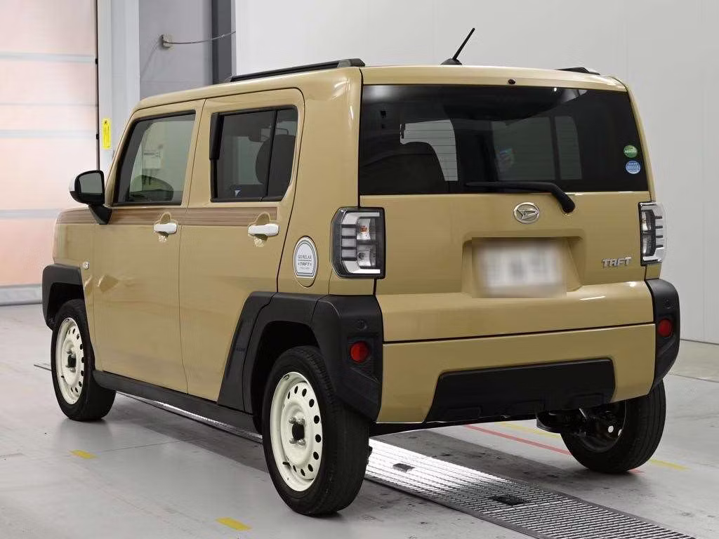 DAIHATSU TAFT
