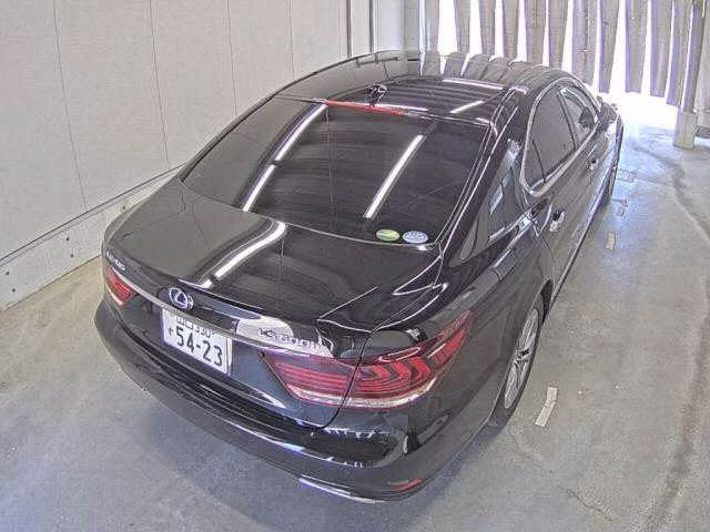 LEXUS LS600H
