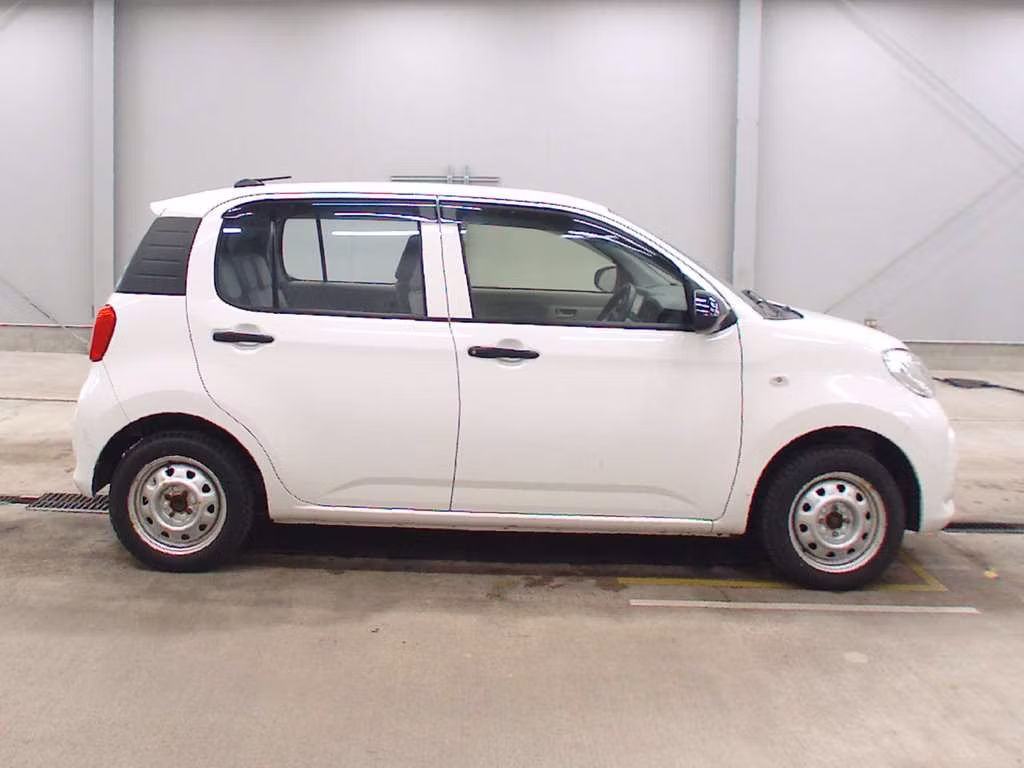 DAIHATSU BOON