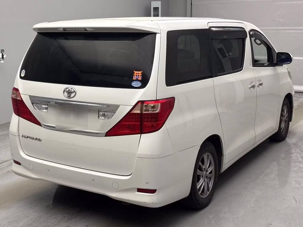 TOYOTA ALPHARD