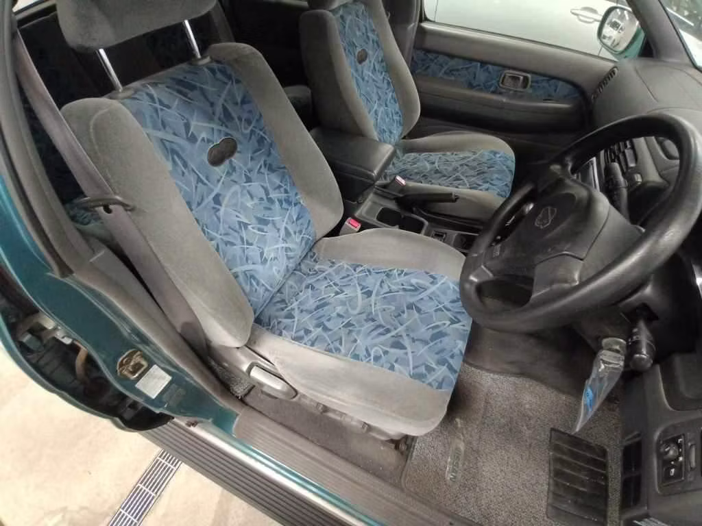 NISSAN TERRANO