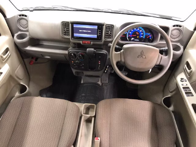 MITSUBISHI MINICAB