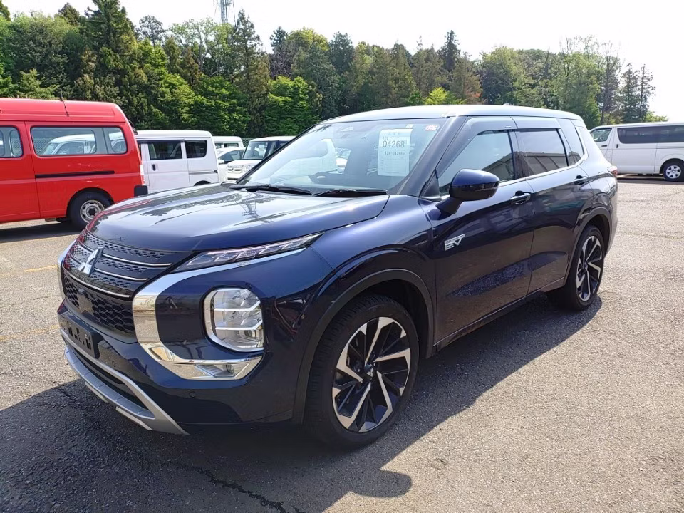 MITSUBISHI OUTLANDER