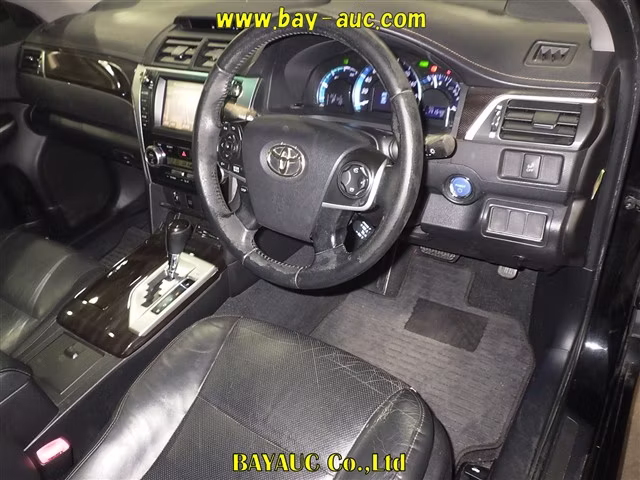 TOYOTA CAMRY