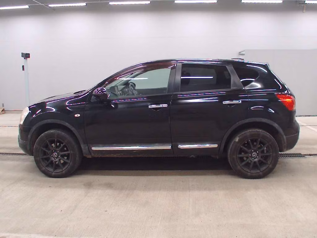 NISSAN DUALIS