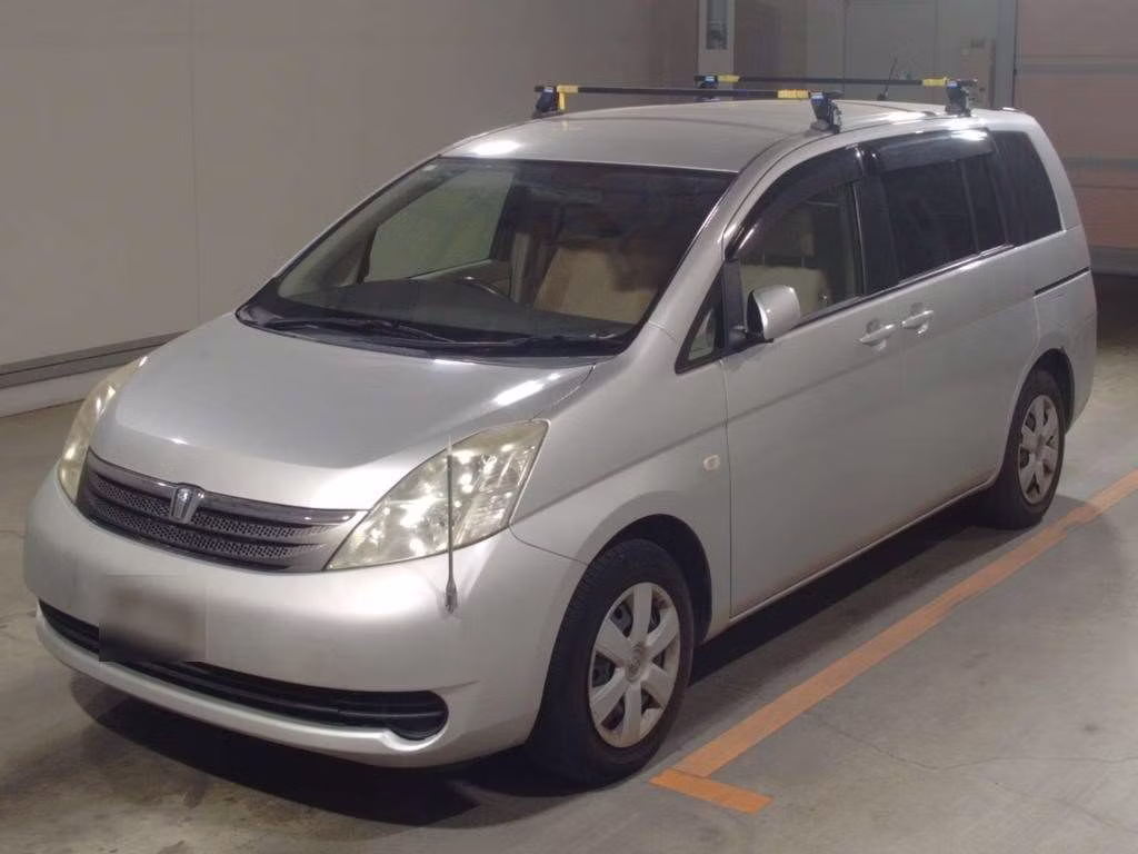 TOYOTA ISIS