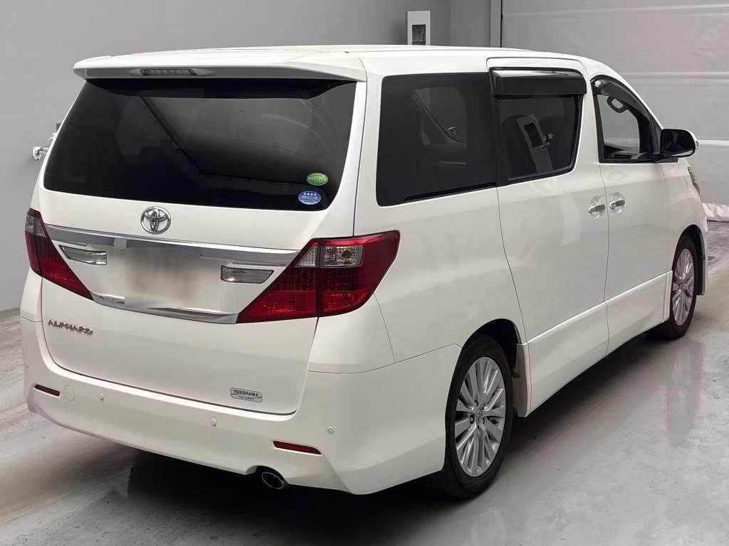 TOYOTA ALPHARD