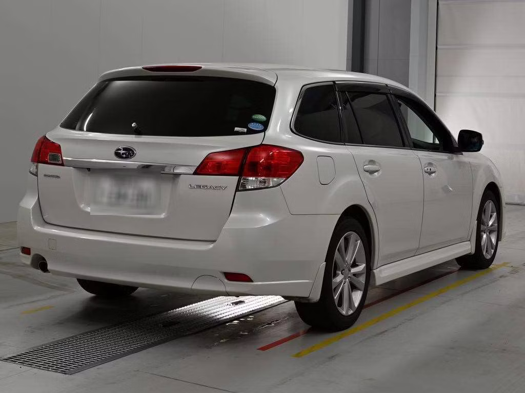 SUBARU LEGACY