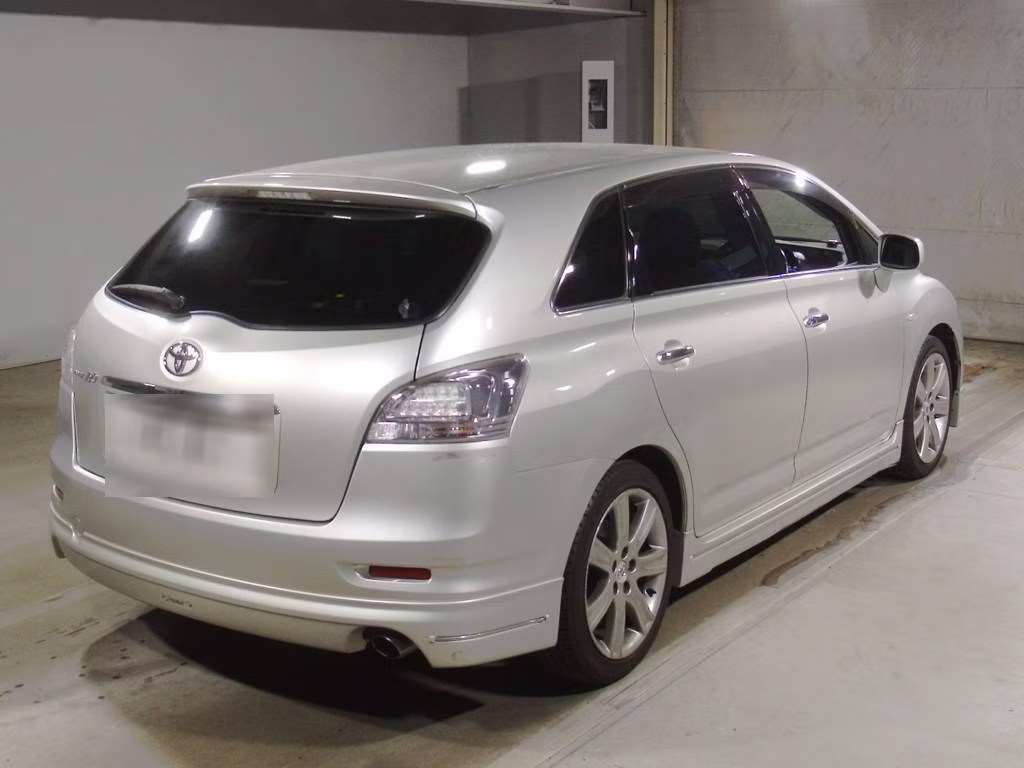 TOYOTA MARK X ZIO