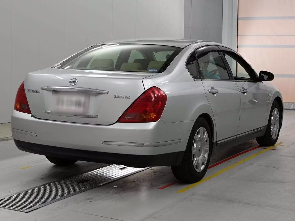 NISSAN TEANA