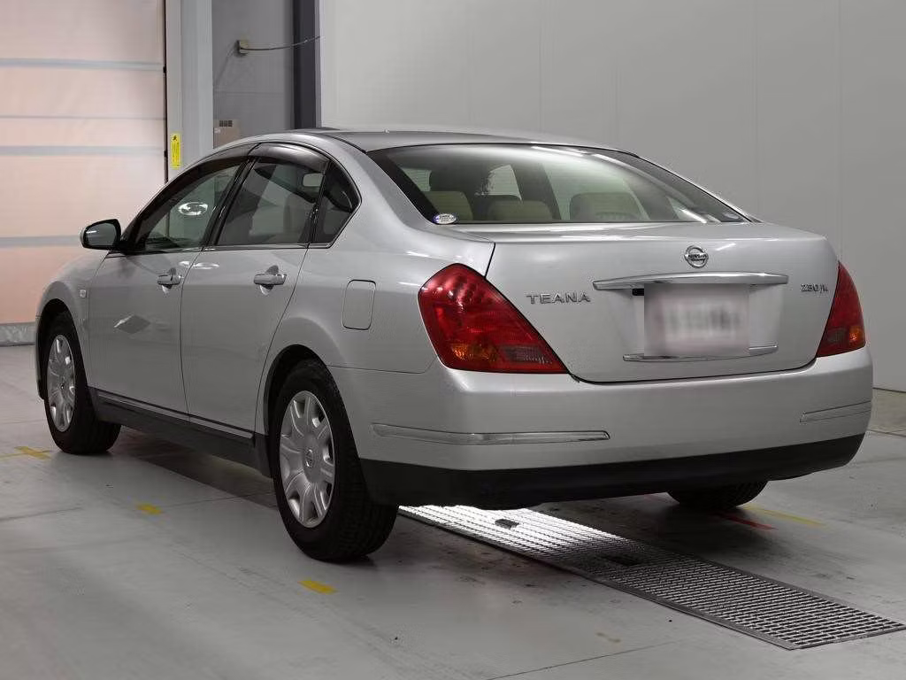 NISSAN TEANA