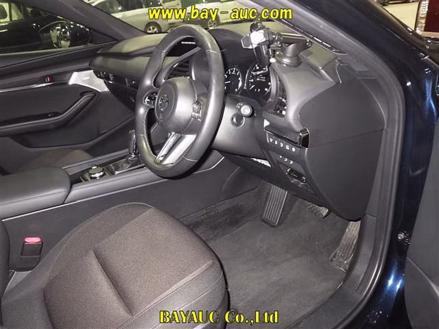 MAZDA MAZDA3