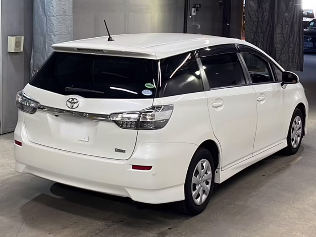 TOYOTA WISH