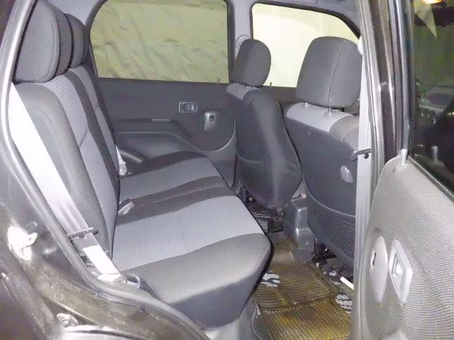DAIHATSU TERIOS KID