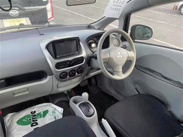 MITSUBISHI I