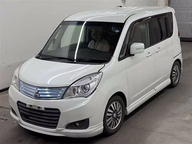 MITSUBISHI DELICA D:2