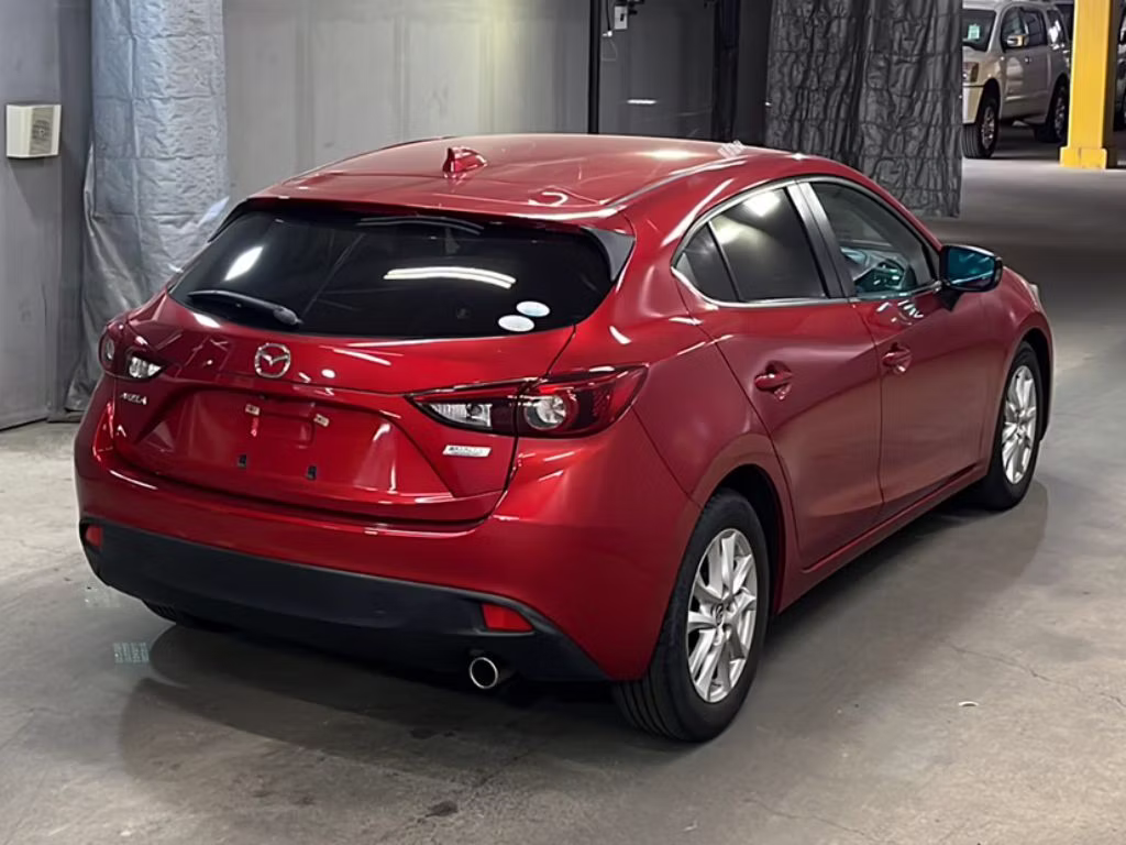 MAZDA AXELA