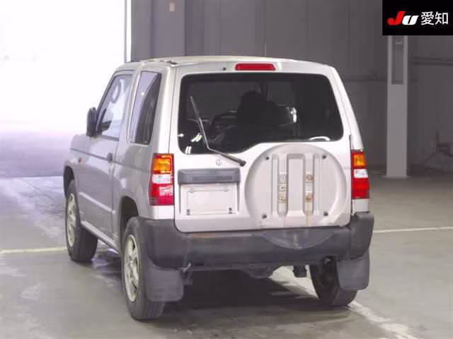 MITSUBISHI PAJERO MINI