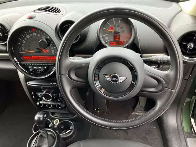MINI CROSSOVER