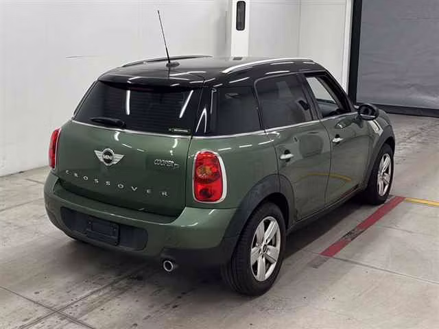 MINI CROSSOVER