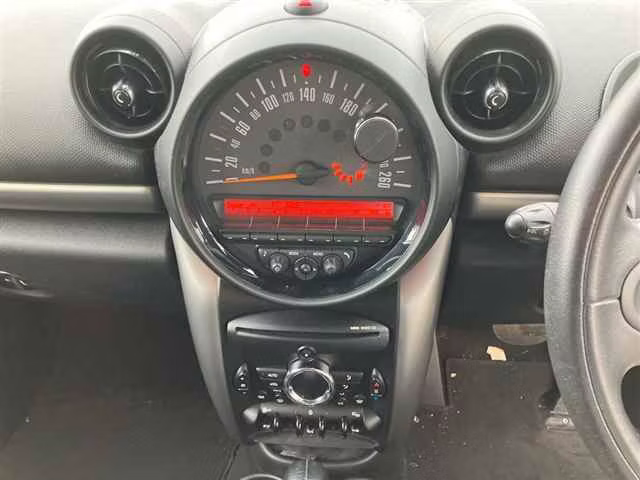 MINI CROSSOVER