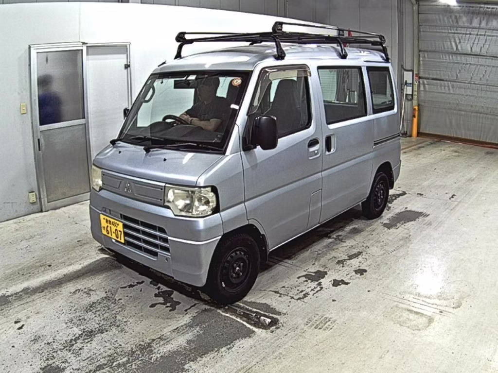 MITSUBISHI MINICAB