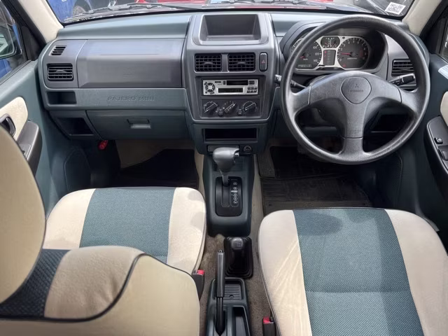 MITSUBISHI PAJERO MINI
