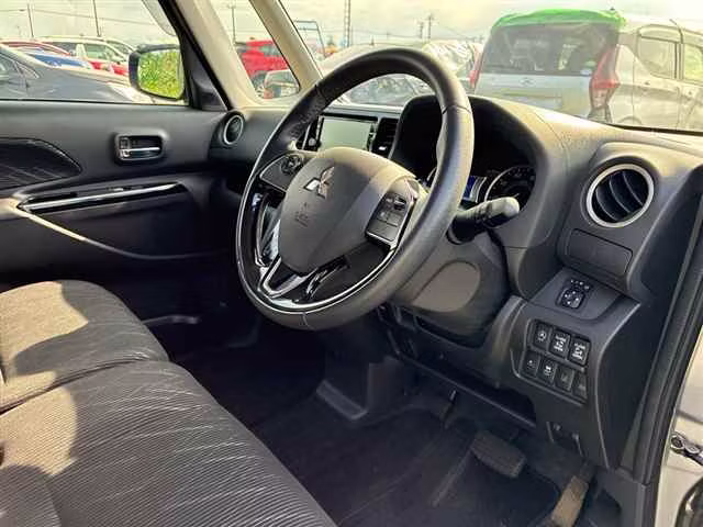 MITSUBISHI EK SPACE