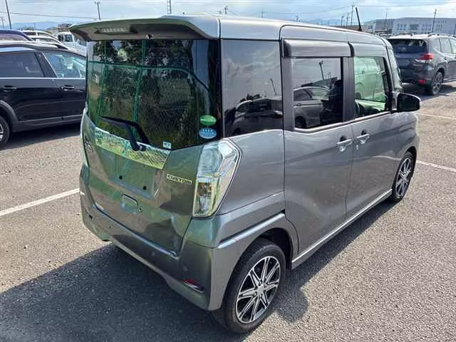 MITSUBISHI EK SPACE