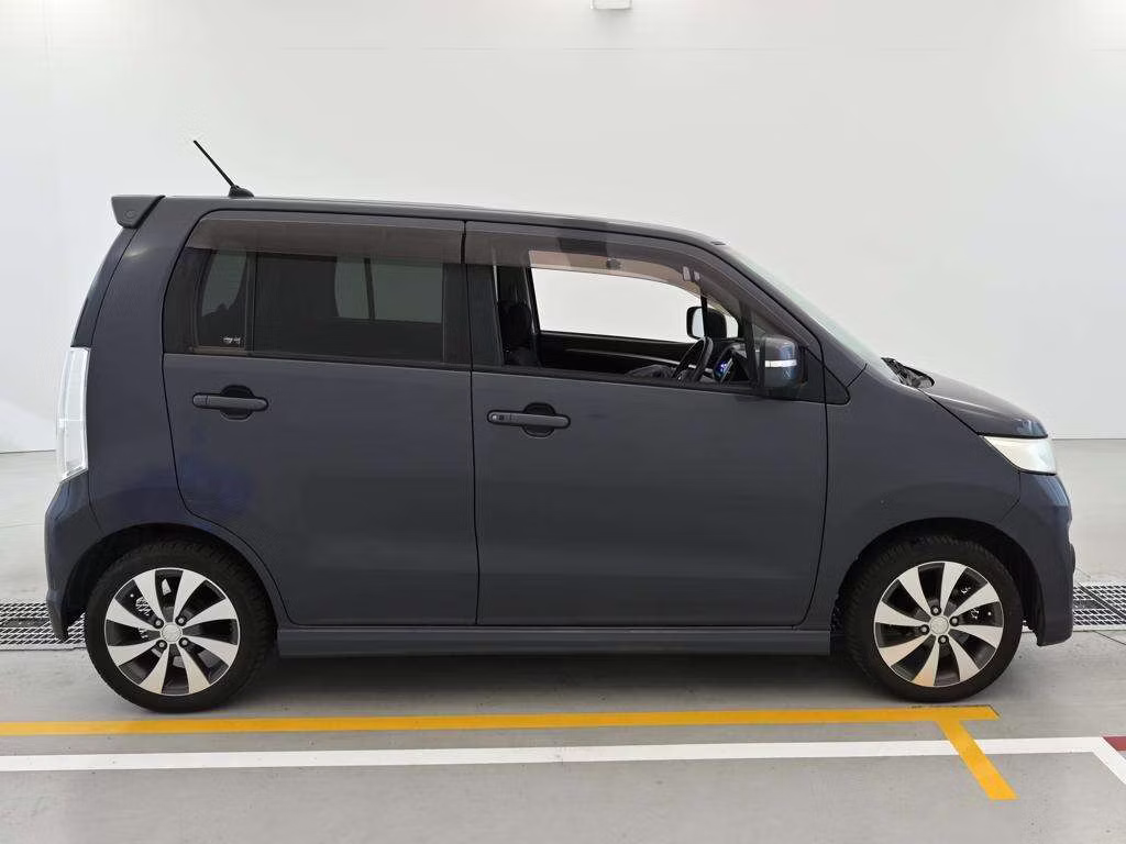 MAZDA AZ-WAGON