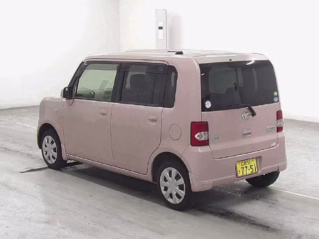 DAIHATSU MOVE CONTE