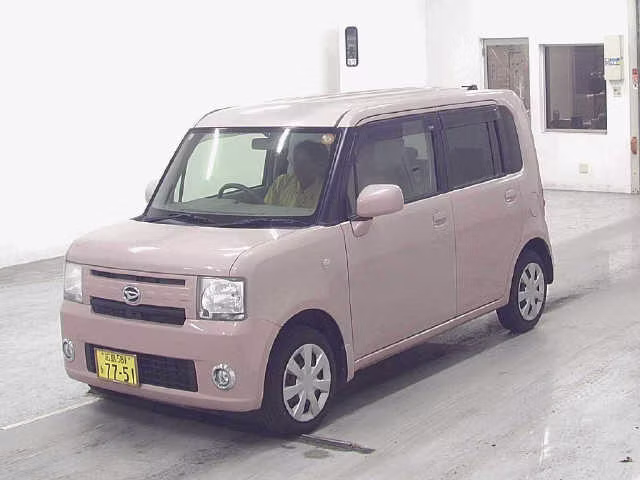 DAIHATSU MOVE CONTE