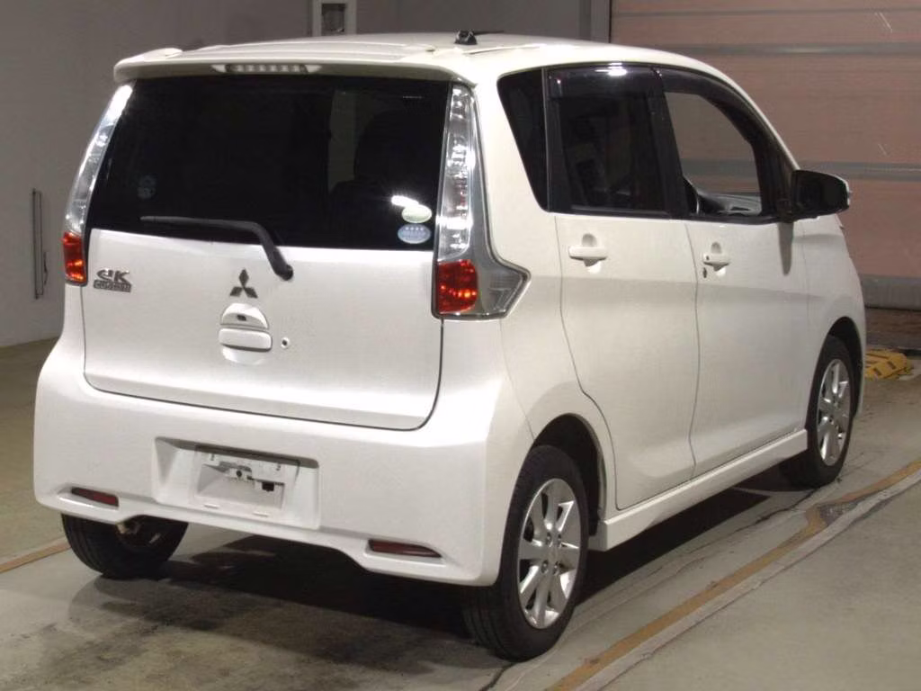 MITSUBISHI EK CUSTOM