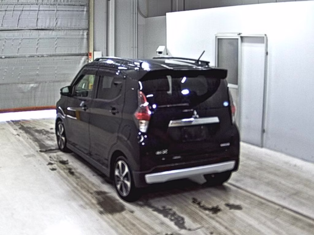 MITSUBISHI EK X