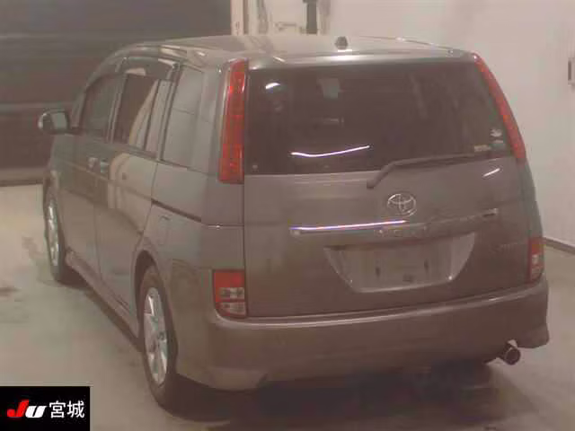 TOYOTA ISIS