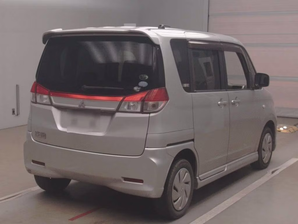 MITSUBISHI DELICA D:2