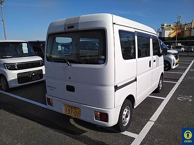 MITSUBISHI MINICAB