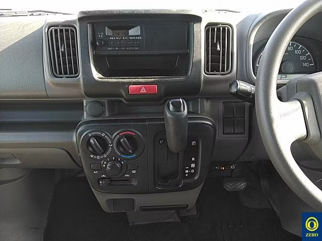 MITSUBISHI MINICAB